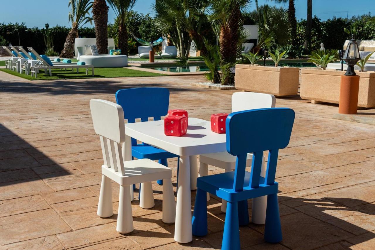 Serena Villa Sant Francesc de s'Estany ภายนอก รูปภาพ