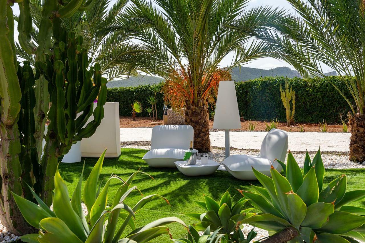 Serena Villa Sant Francesc de s'Estany ภายนอก รูปภาพ