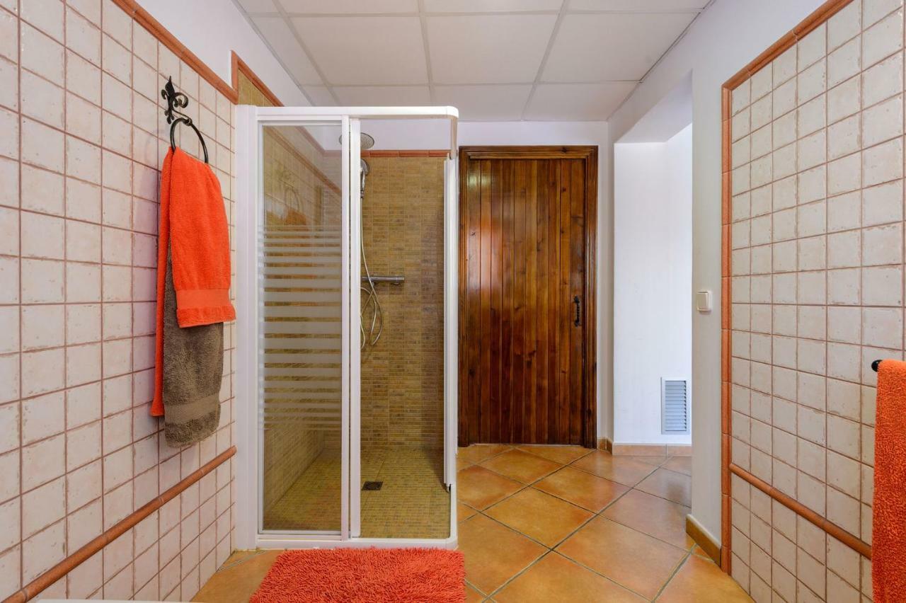 Serena Villa Sant Francesc de s'Estany ภายนอก รูปภาพ